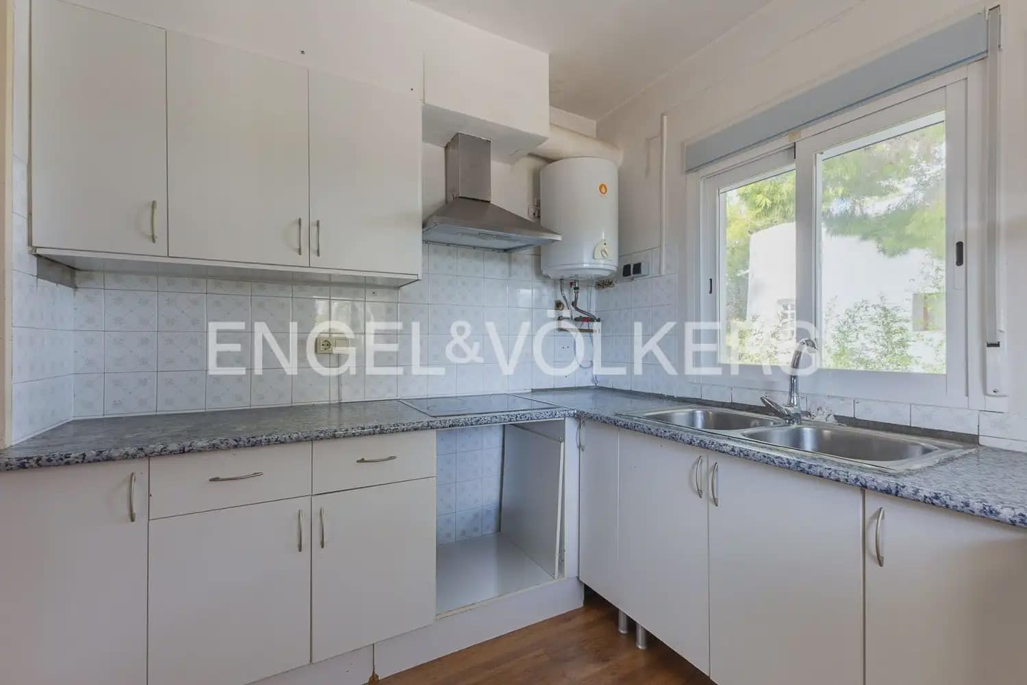5 sypialnia Willa na sprzedaż w Denia z garażem - 590 000 € (Ref: 10084947)