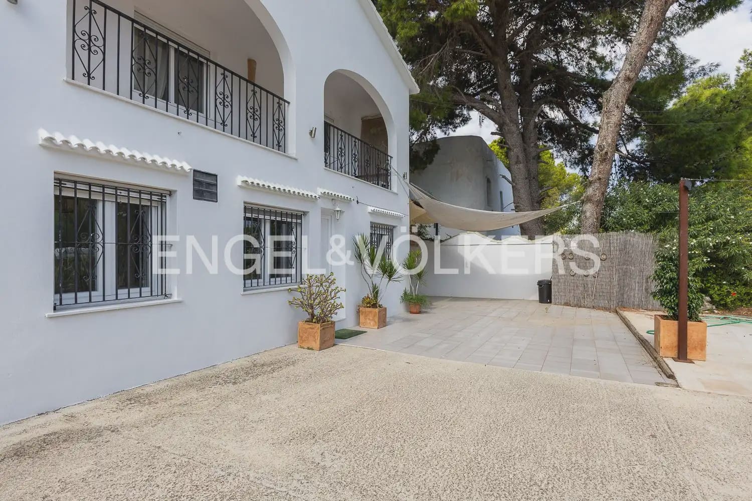 5 sypialnia Willa na sprzedaż w Denia z garażem - 590 000 € (Ref: 10084947)
