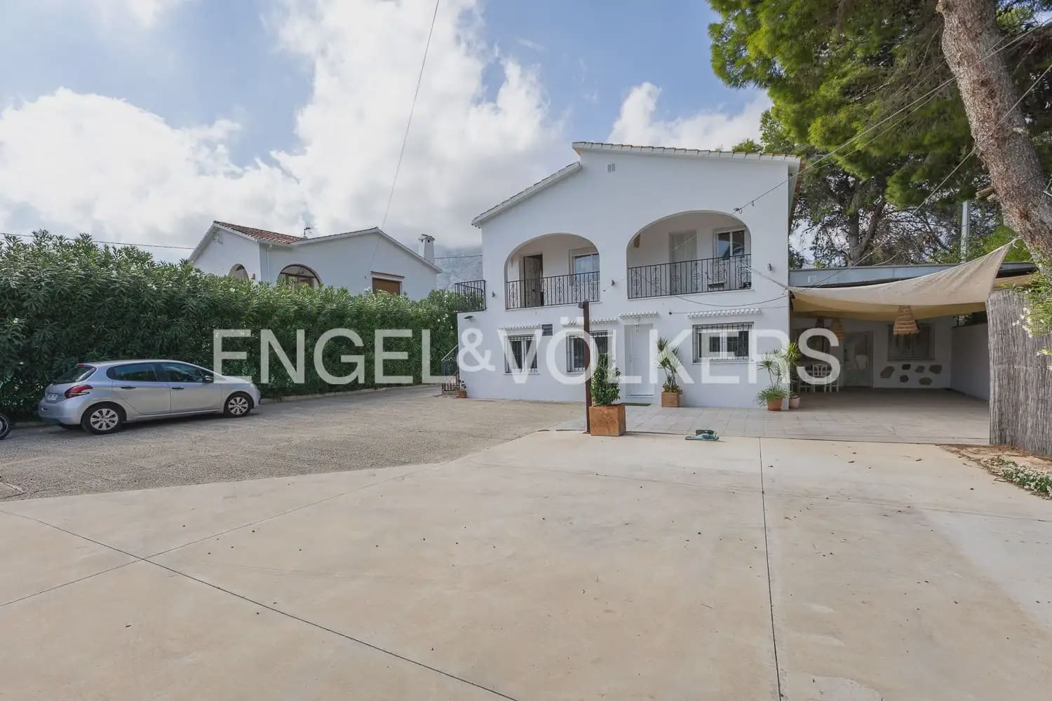 5 sypialnia Willa na sprzedaż w Denia z garażem - 590 000 € (Ref: 10084947)