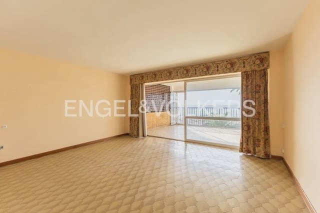 4 slaapkamer Flat te koop in Benicàssim met garage - € 1.100.000 (Ref: 10085261)