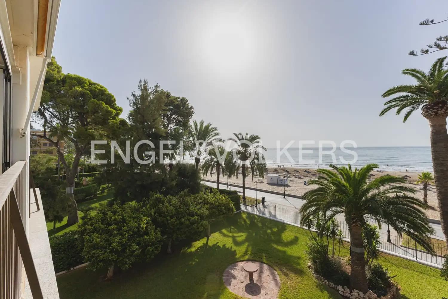 4 slaapkamer Flat te koop in Benicassim met garage - € 1.100.000 (Ref: 10085261)