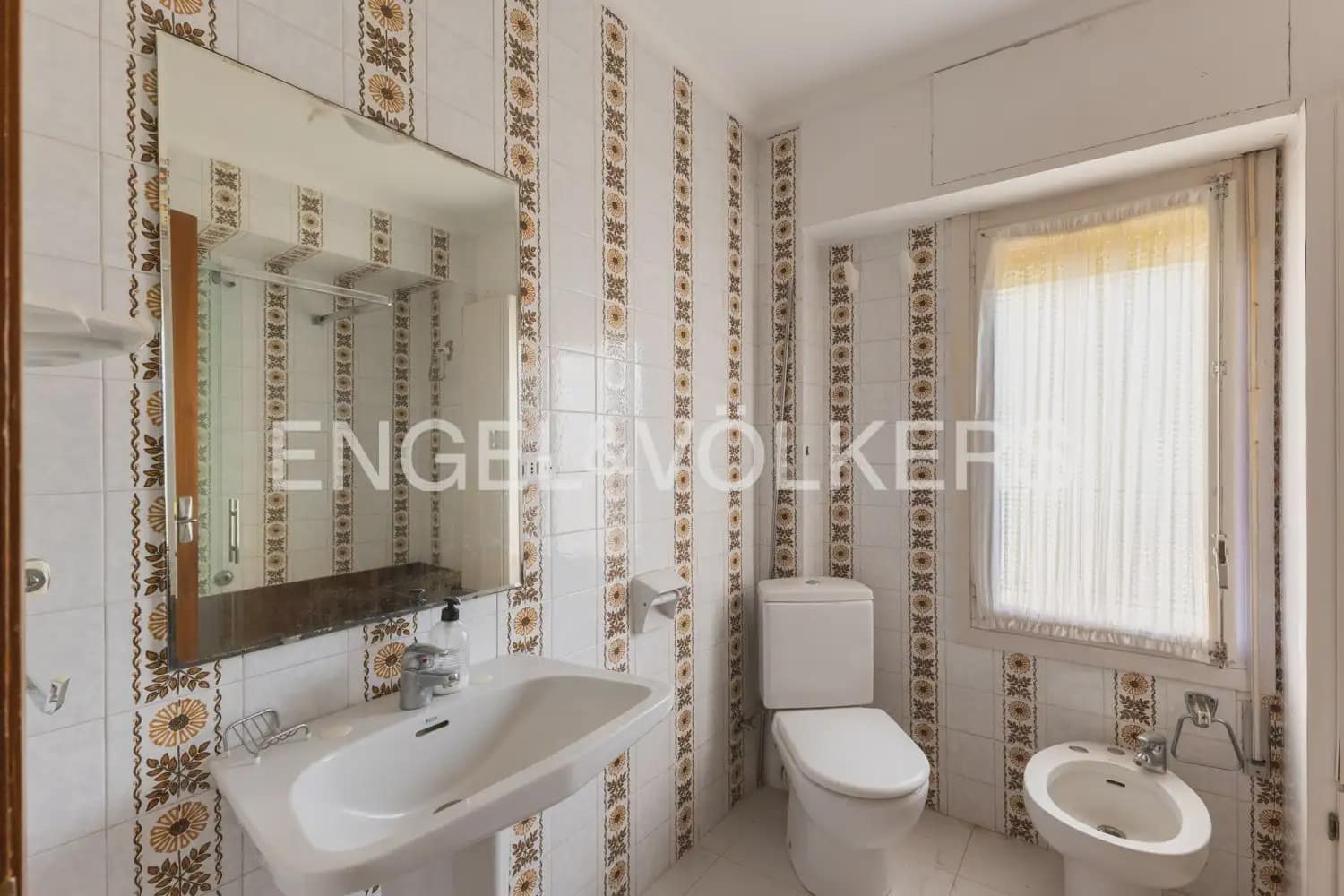 4 slaapkamer Flat te koop in Benicassim met garage - € 1.100.000 (Ref: 10085261)