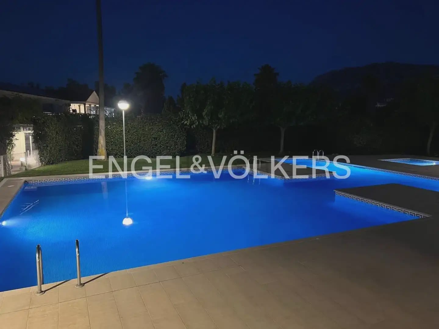 2 slaapkamer Flat te koop in Denia met zwembad garage - € 340.000 (Ref: 10086434)