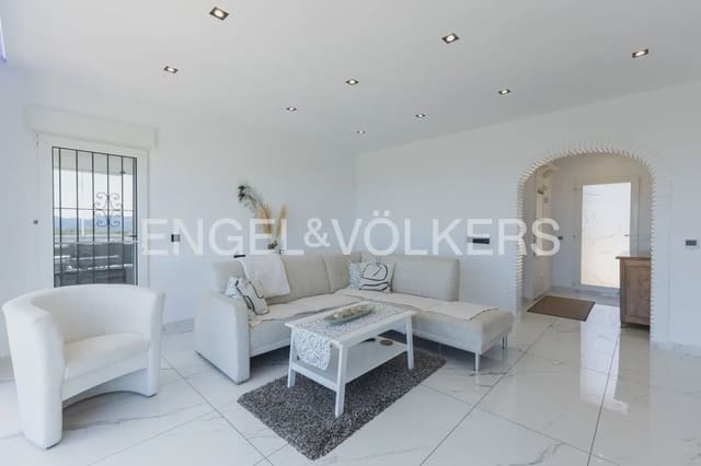 Chalet de 4 habitaciones en Ráfol de Almunia en venta con piscina garaje - 690.000 € (Ref: 10086435)