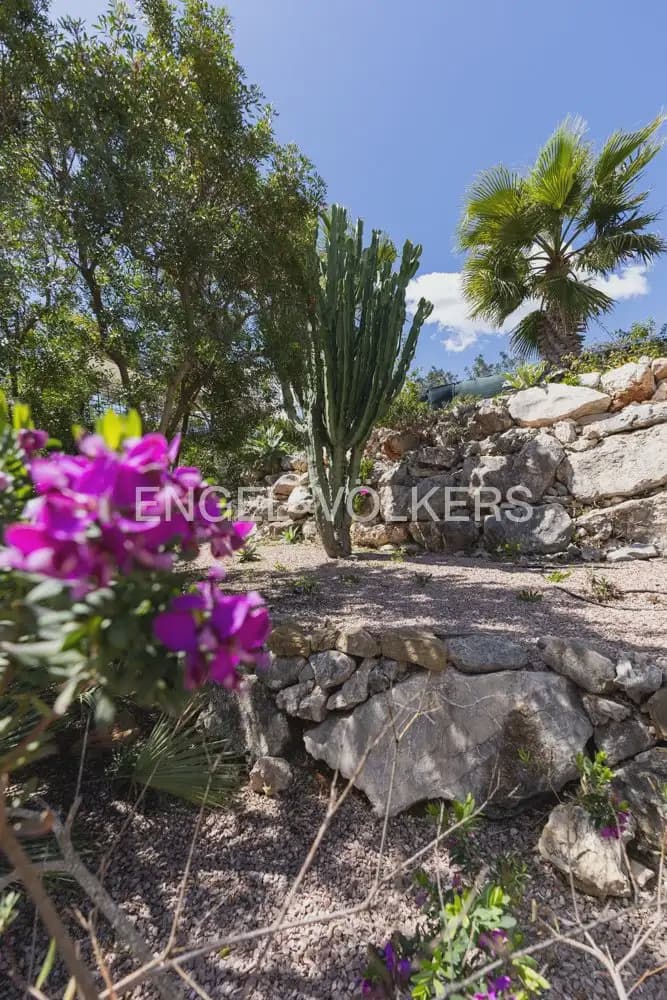 Chalet de 4 habitaciones en Ráfol de Almunia en venta con piscina garaje - 690.000 € (Ref: 10086435)