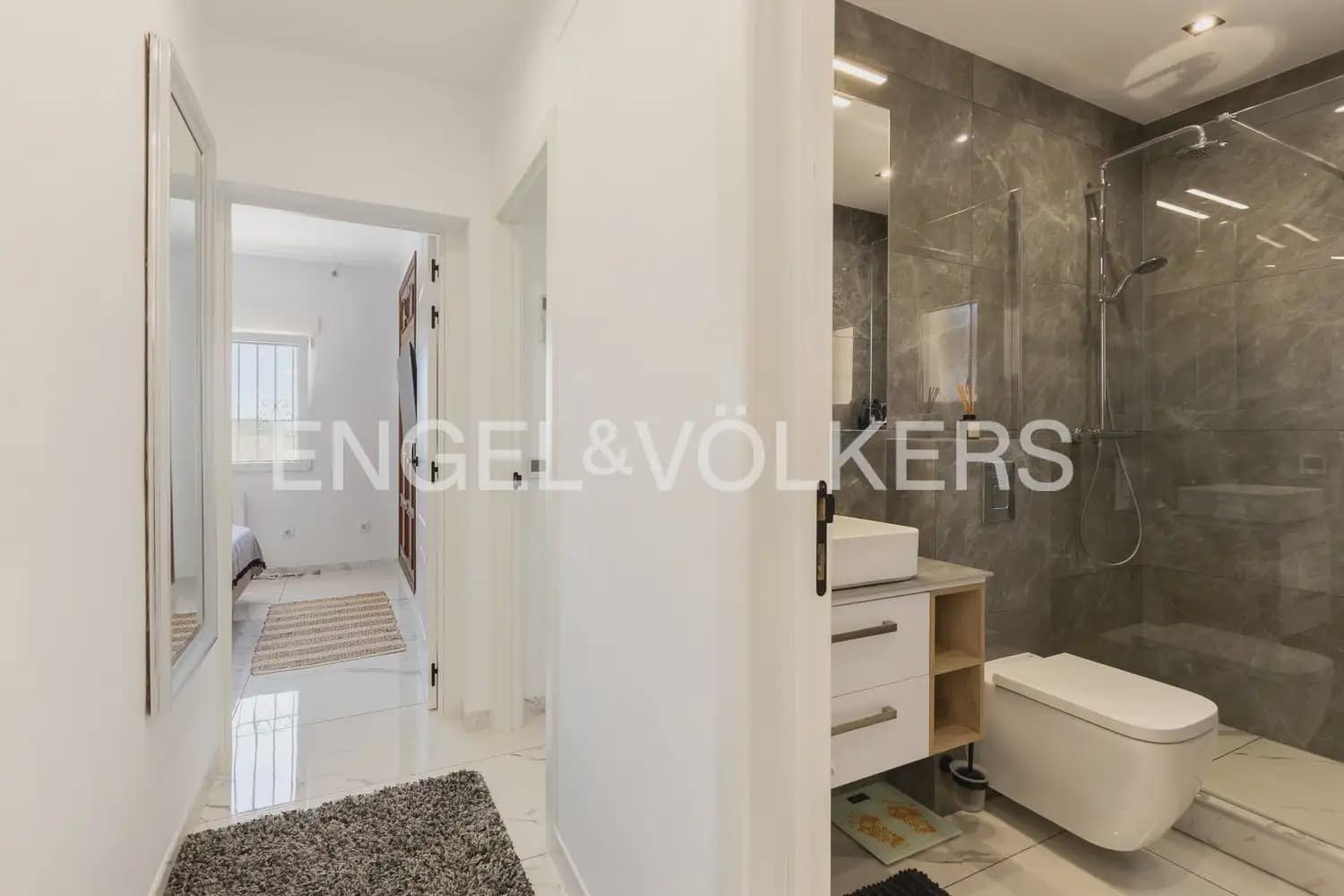 Chalet de 4 habitaciones en Ráfol de Almunia en venta con piscina garaje - 690.000 € (Ref: 10086435)