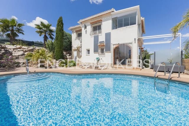Chalet de 4 habitaciones en Ráfol de Almunia en venta con piscina garaje - 690.000 € (Ref: 10086435)