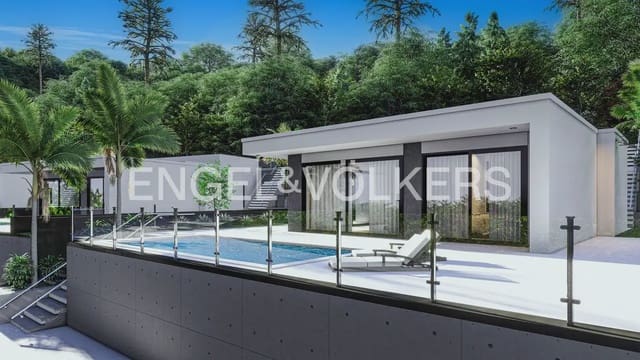 Chalet de 3 habitaciones en Pedreguer en venta con piscina garaje - 549.000 € (Ref: 10086438)