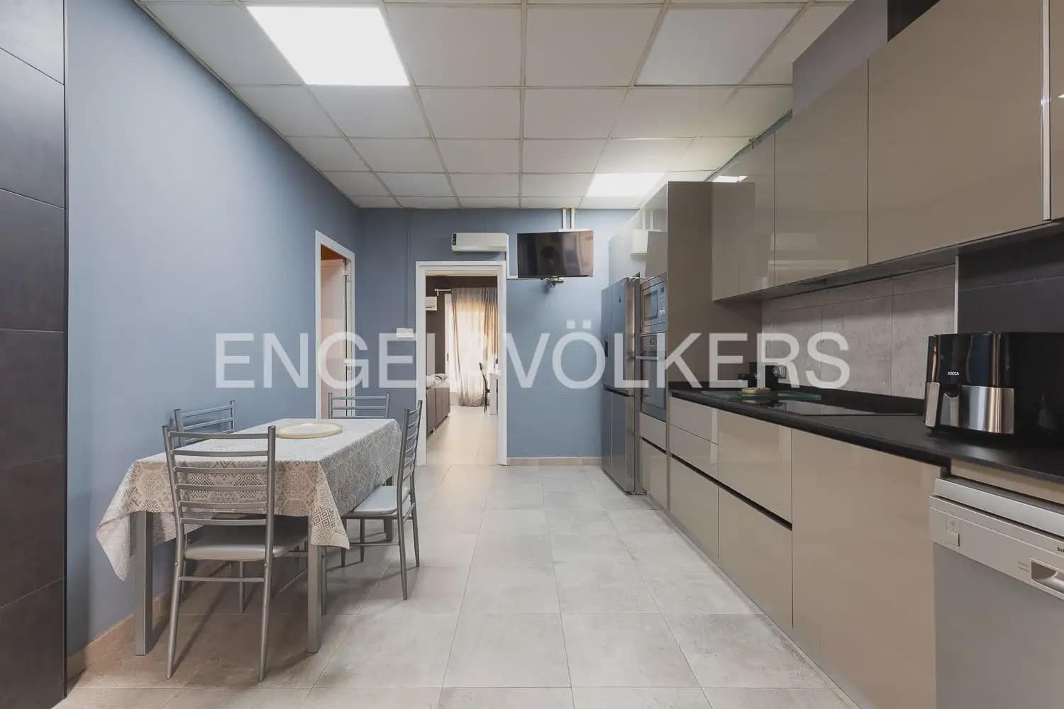 2 makuuhuone Omakotitalo myytävänä paikassa Valencia kaupunki - 635 000 € (Ref: 10086649)