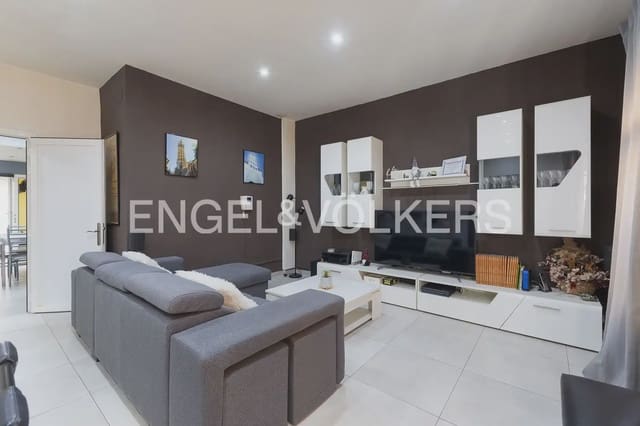 2 makuuhuone Omakotitalo myytävänä paikassa En Corts, Valencia kaupunki - 635 000 € (Ref: 10086649)