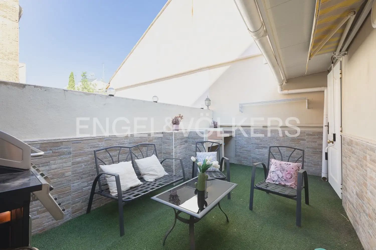 2 makuuhuone Omakotitalo myytävänä paikassa Valencia kaupunki - 635 000 € (Ref: 10086649)