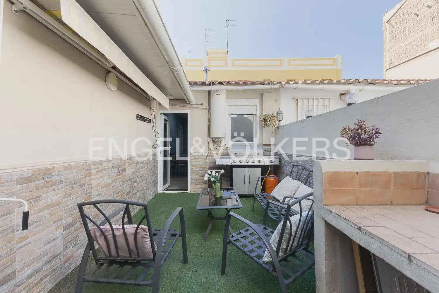 2 makuuhuone Omakotitalo myytävänä paikassa Valencia kaupunki - 635 000 € (Ref: 10086649)