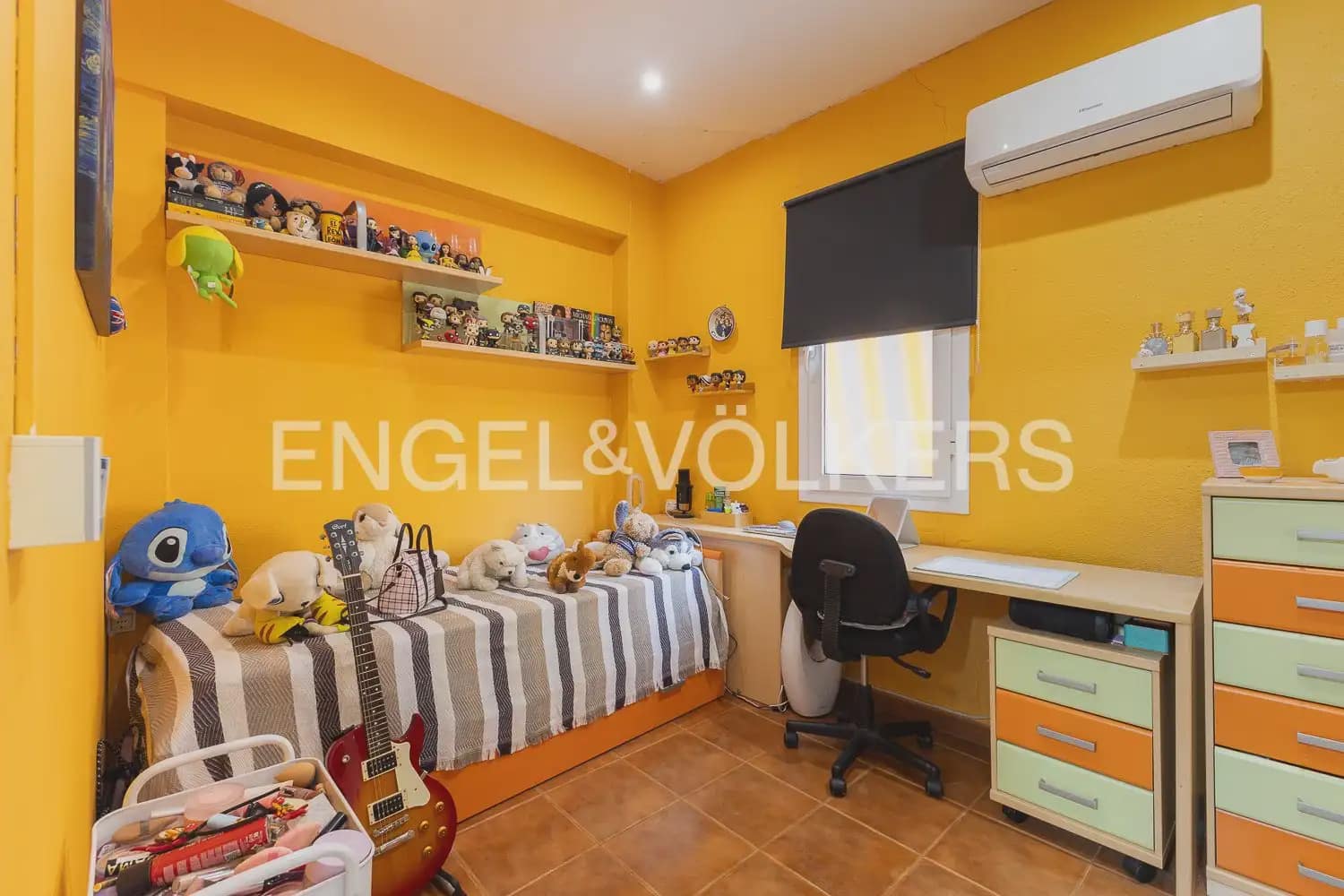 2 makuuhuone Omakotitalo myytävänä paikassa Valencia kaupunki - 635 000 € (Ref: 10086649)