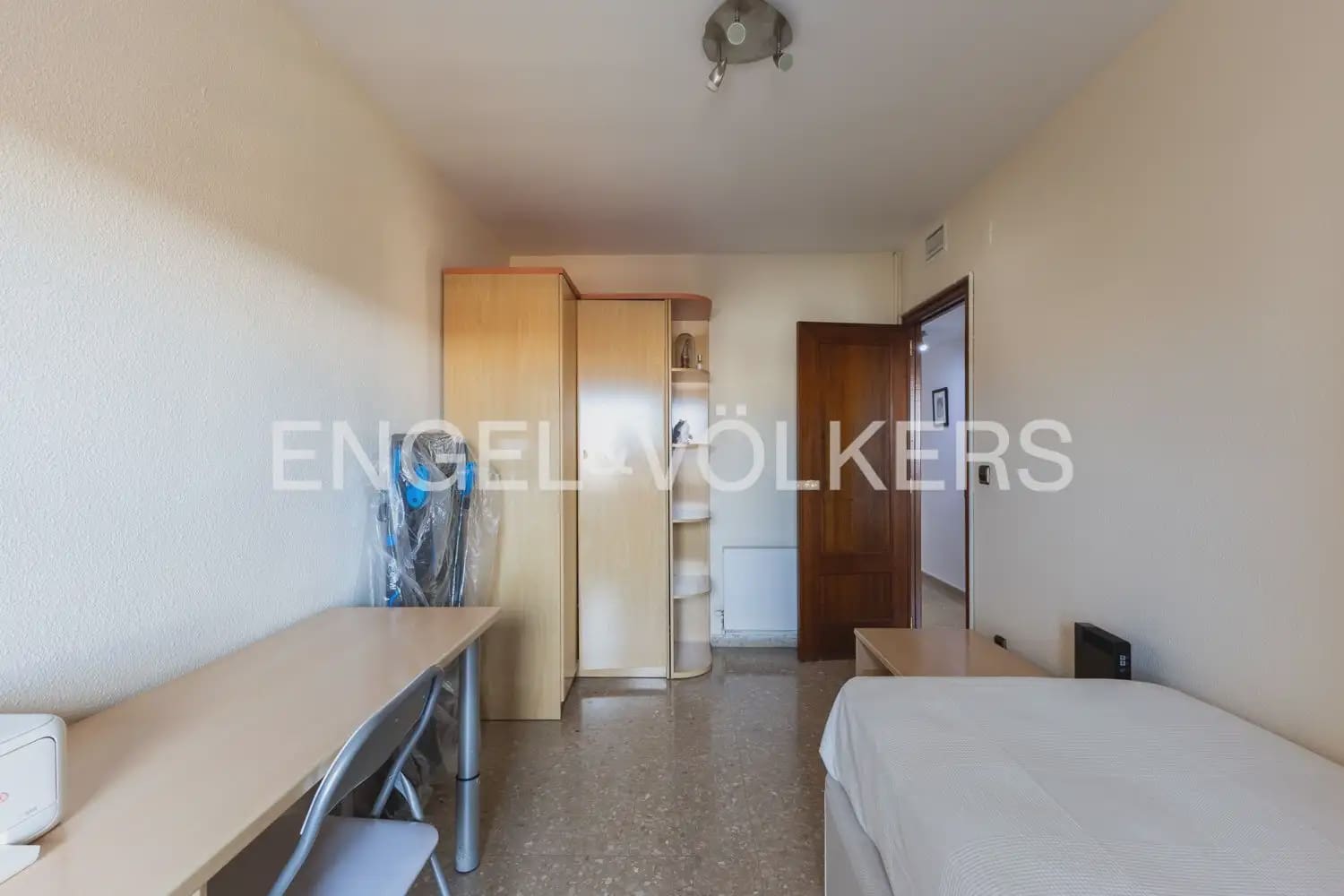 3 Zimmer Wohnung zu verkaufen in Valencia Stadt mit Garage - 419.000 € (Ref: 10088580)