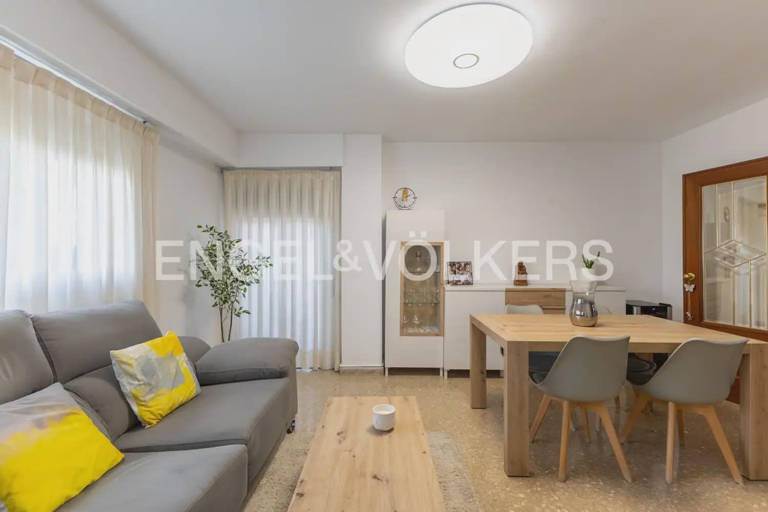 3 Zimmer Wohnung zu verkaufen in Valencia Stadt mit Garage - 419.000 € (Ref: 10088580)