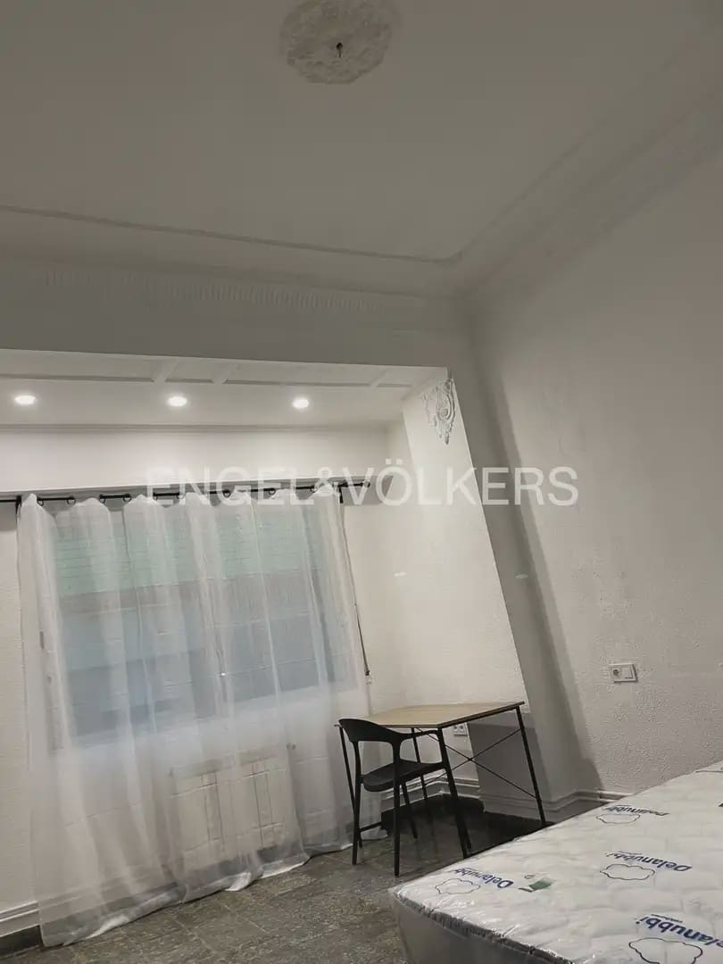 5 soverom Leilighet til leie i Valencia by - € 1 900 (Ref: 10088582)