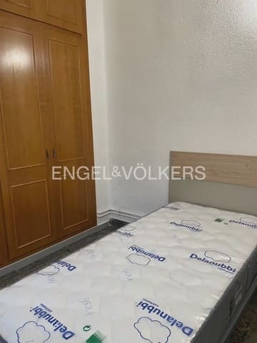 5 sovrum Lägenhet att hyra i La Petxina, Valencia stad - 1 900 € (Ref: 10088582)