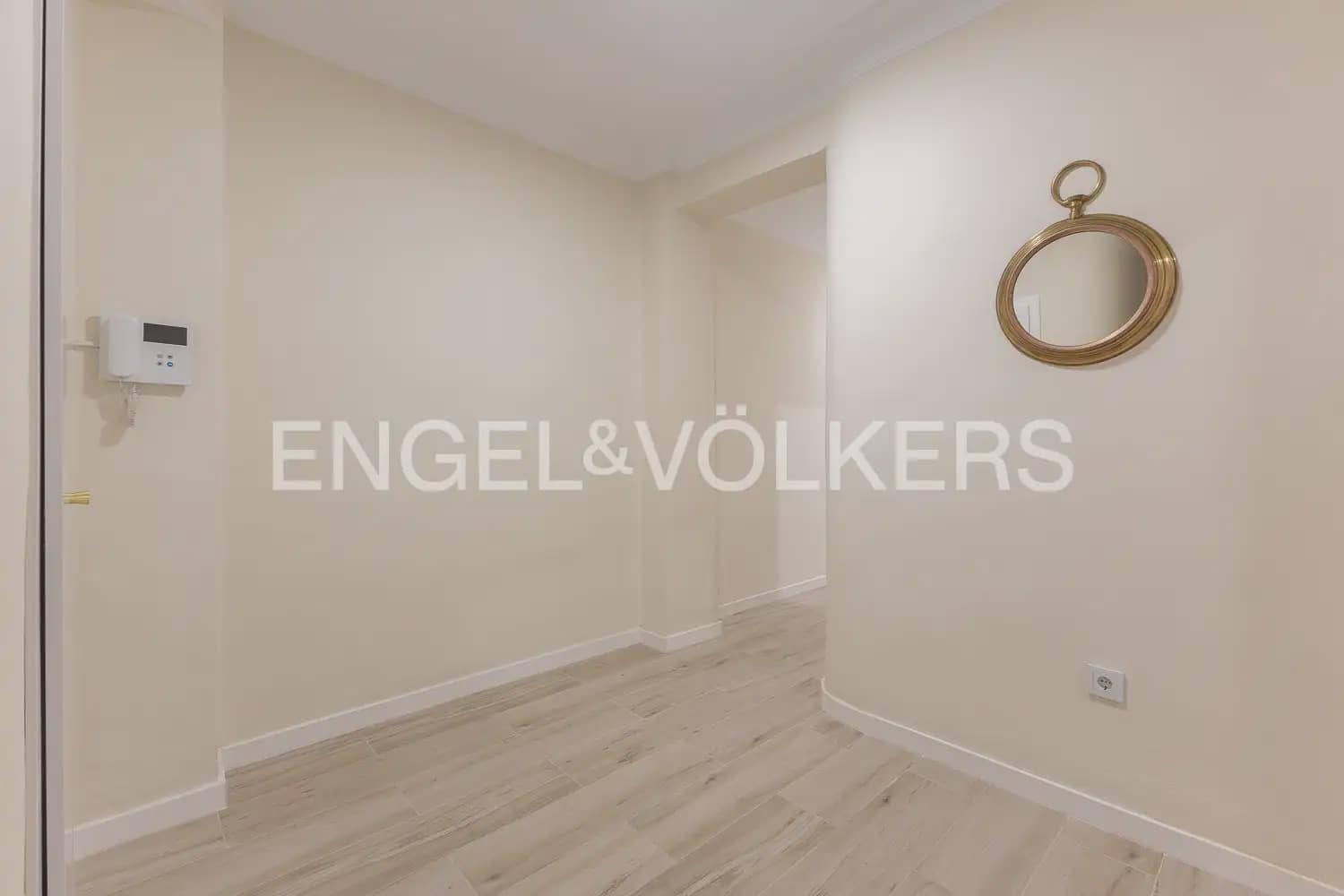 3 Zimmer Wohnung zu vermieten in Valencia Stadt - 1.300 € (Ref: 10088583)