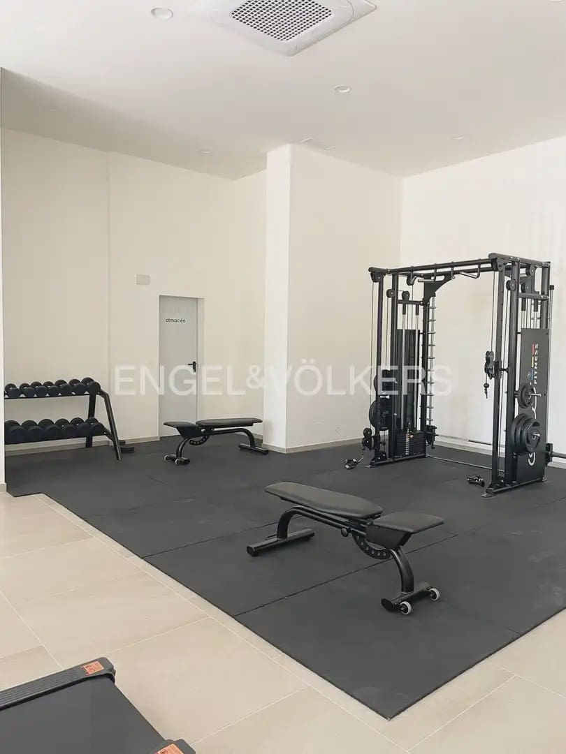 2 sypialnia Penthouse do wynajęcia w Miasto Walencja z basenem garażem - 2 200 € (Ref: 10088586)