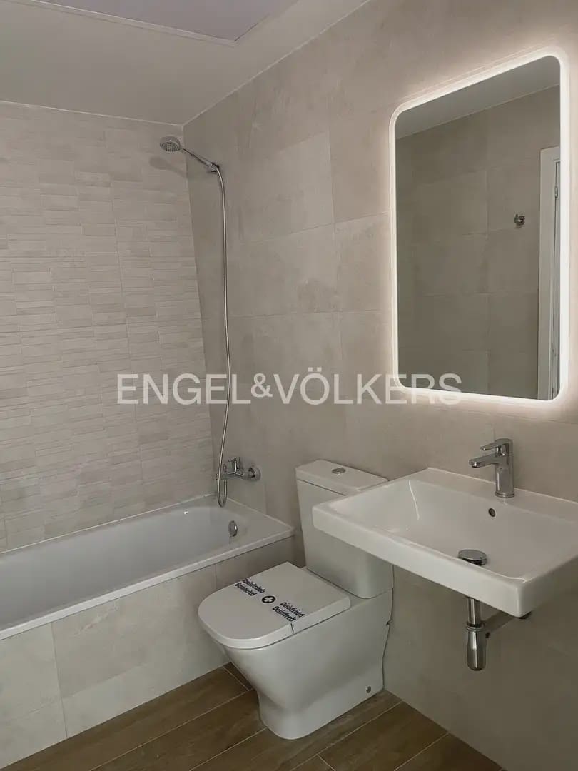 2 sypialnia Penthouse do wynajęcia w Miasto Walencja z basenem garażem - 2 200 € (Ref: 10088586)