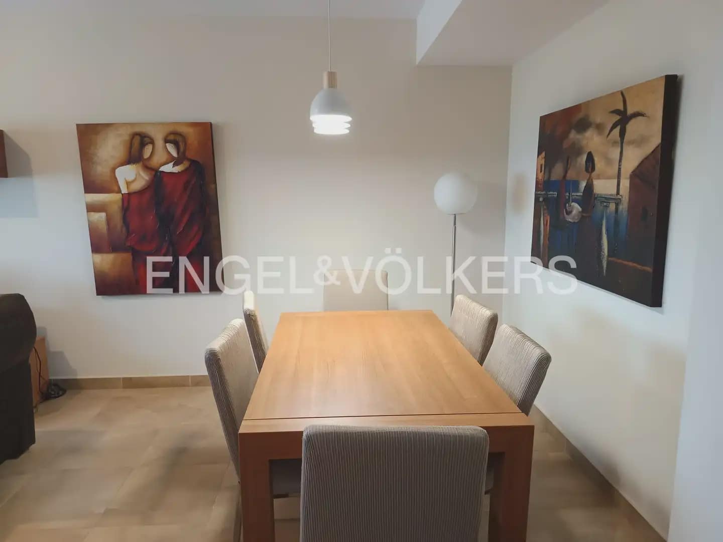 4 bedroom Penthouse for rent in Chiva with garage - € 1,200 (Ref: 10088588)