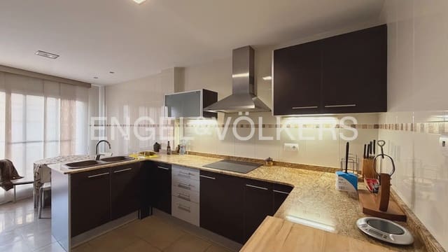 4 soveværelse Penthouse til leje i Chiva med garage - € 1.200 (Ref: 10088588)