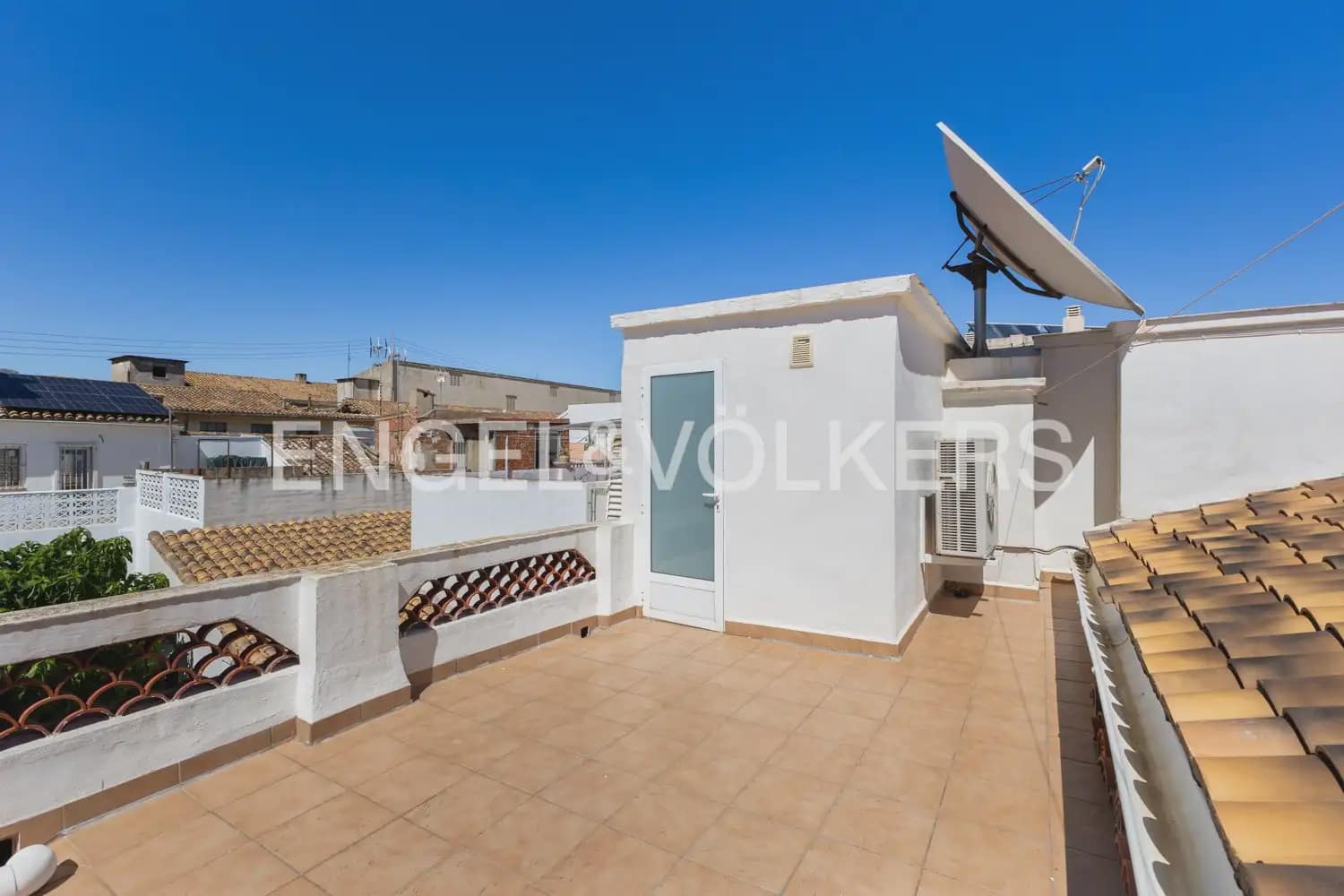 4 quarto Casa em Banda para venda em Almoines com piscina - 359 000 € (Ref: 10088589)