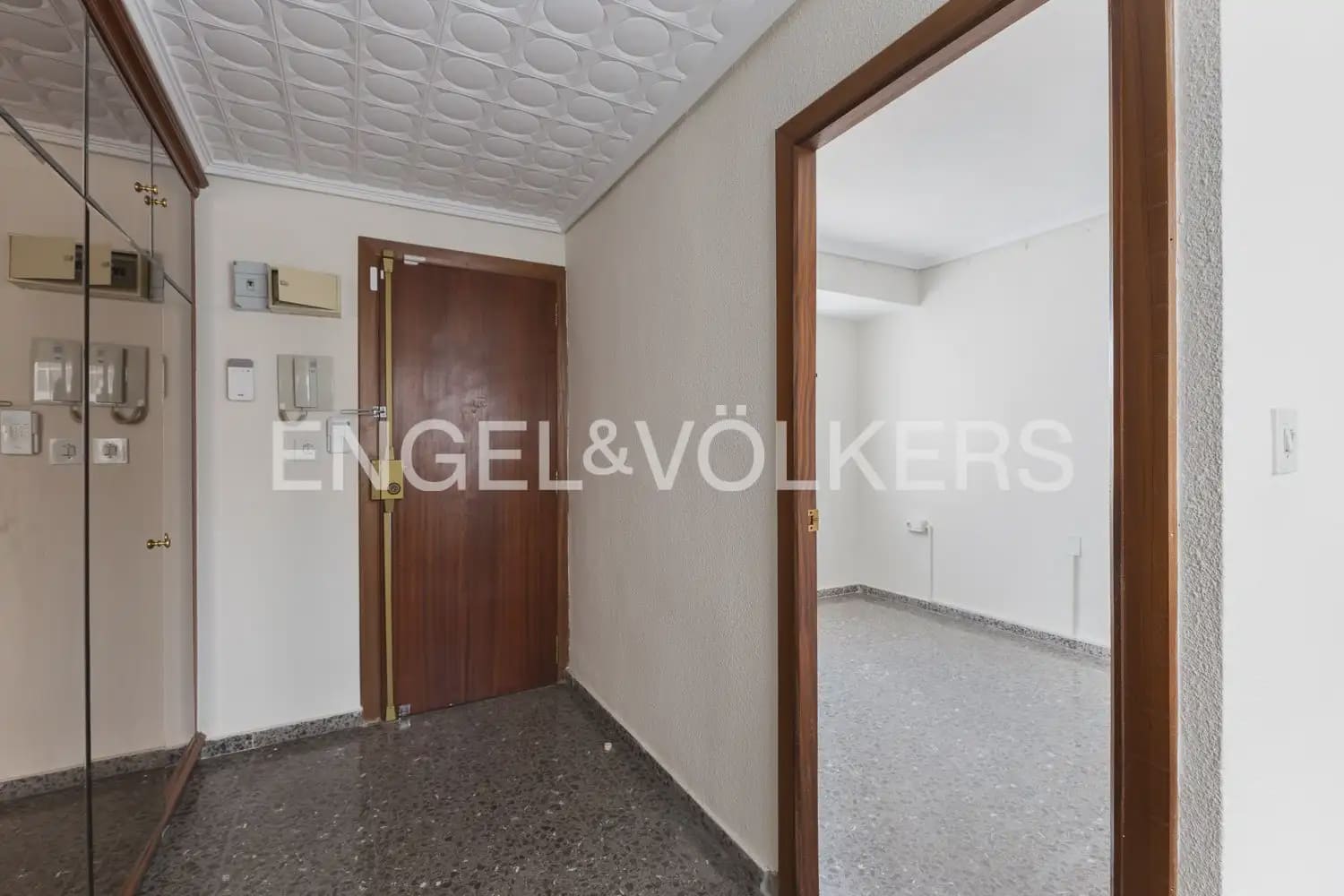 4 makuuhuone Kattohuoneisto myytävänä paikassa Chiva - 205 000 € (Ref: 10088590)
