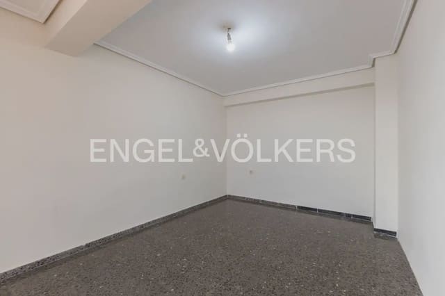 4 makuuhuone Kattohuoneisto myytävänä paikassa Chiva - 205 000 € (Ref: 10088590)