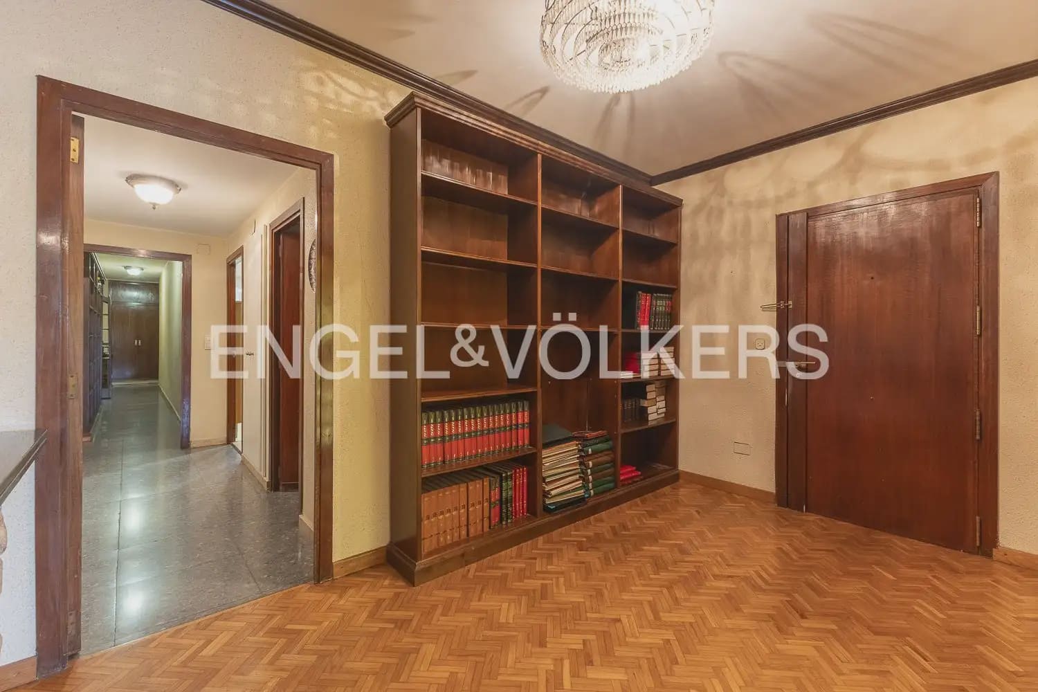Piso de 4 habitaciones en València ciudad en venta con garaje - 1.040.000 € (Ref: 10091409)