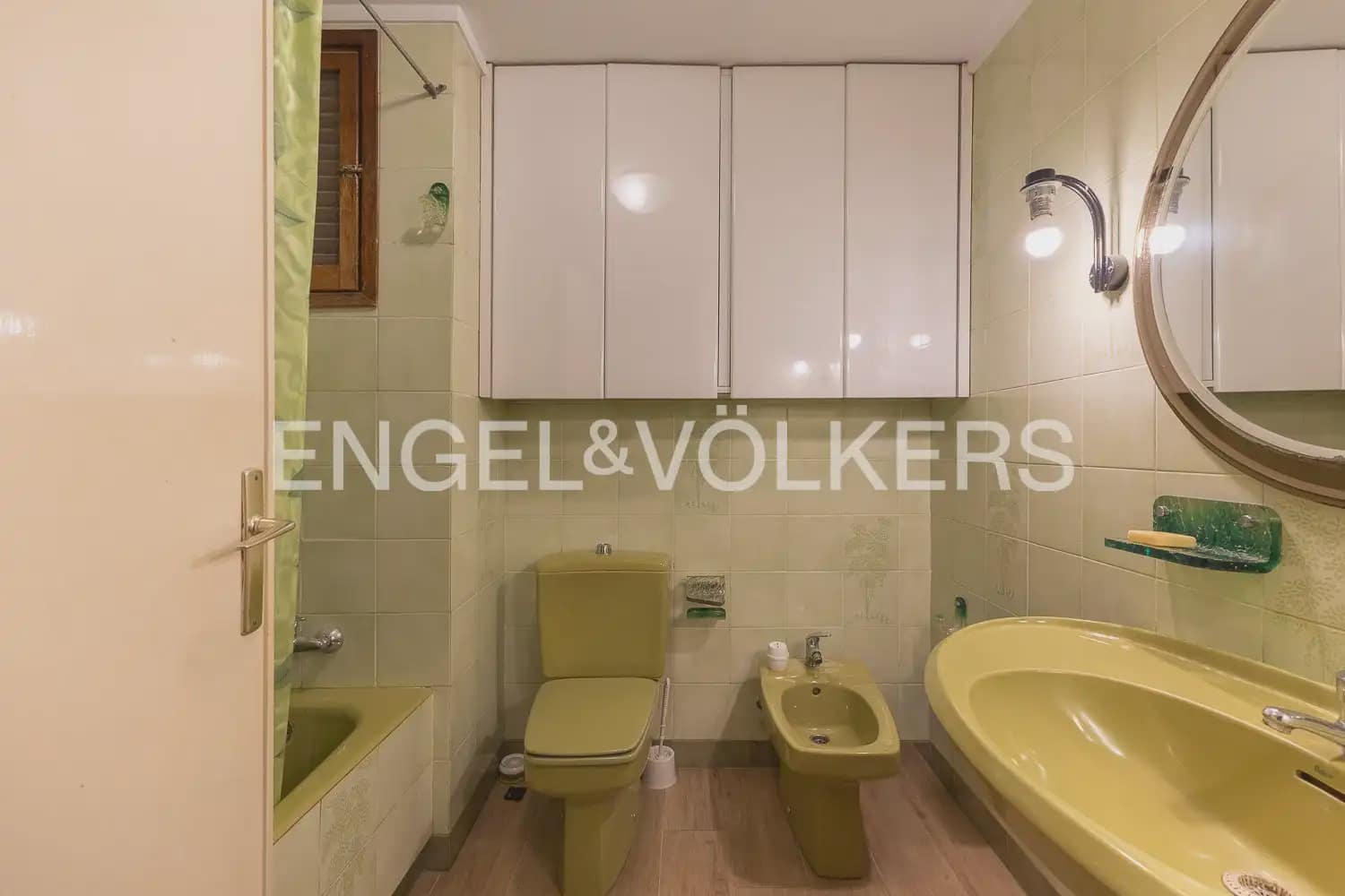 Piso de 4 habitaciones en València ciudad en venta con garaje - 1.040.000 € (Ref: 10091409)