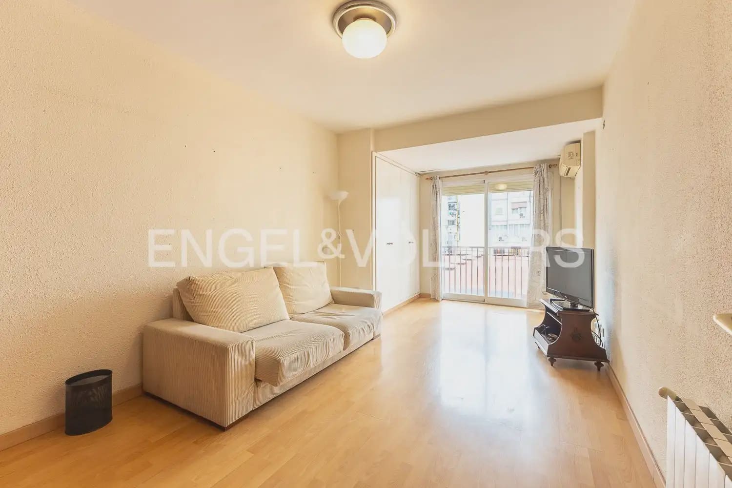 Piso de 4 habitaciones en València ciudad en venta con garaje - 1.040.000 € (Ref: 10091409)