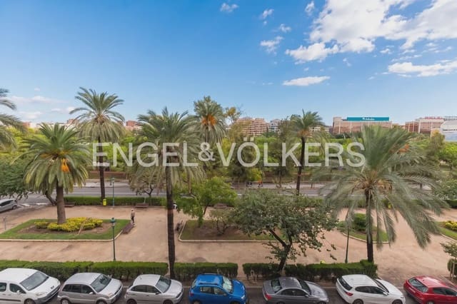 Piso de 4 habitaciones en La Gran Via, València ciudad en venta con garaje - 1.040.000 € (Ref: 10091409)