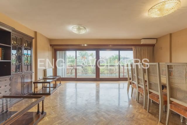 Piso de 4 habitaciones en La Gran Via, València ciudad en venta con garaje - 1.040.000 € (Ref: 10091409)