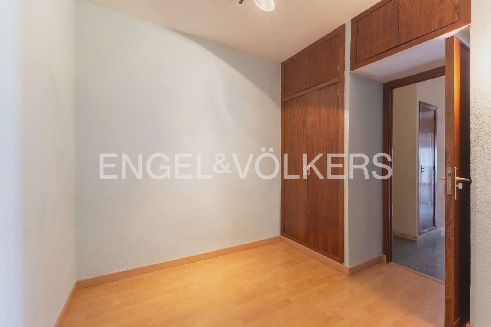 Piso de 4 habitaciones en València ciudad en venta con garaje - 1.040.000 € (Ref: 10091409)