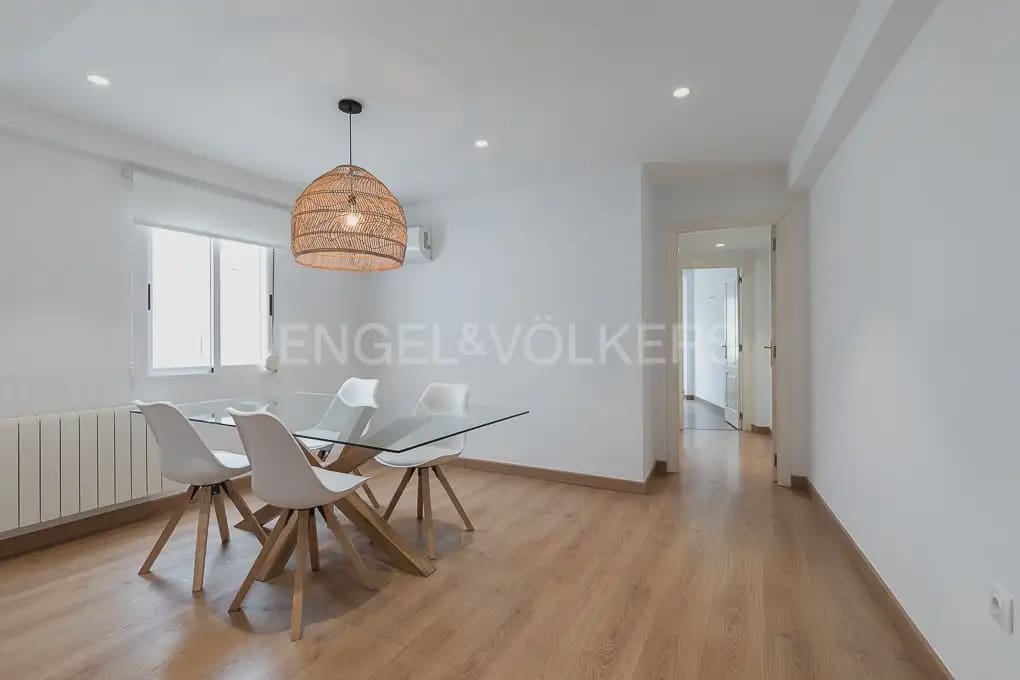 3 Zimmer Wohnung zu vermieten in Valencia Stadt - 2.500 € (Ref: 10091410)