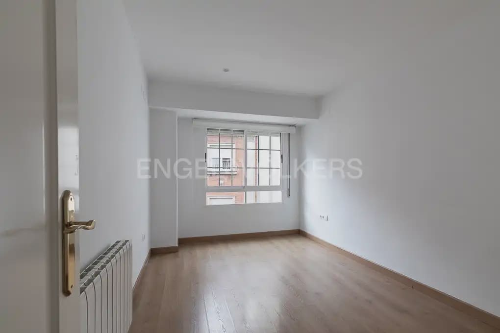 3 Zimmer Wohnung zu vermieten in Valencia Stadt - 2.500 € (Ref: 10091410)
