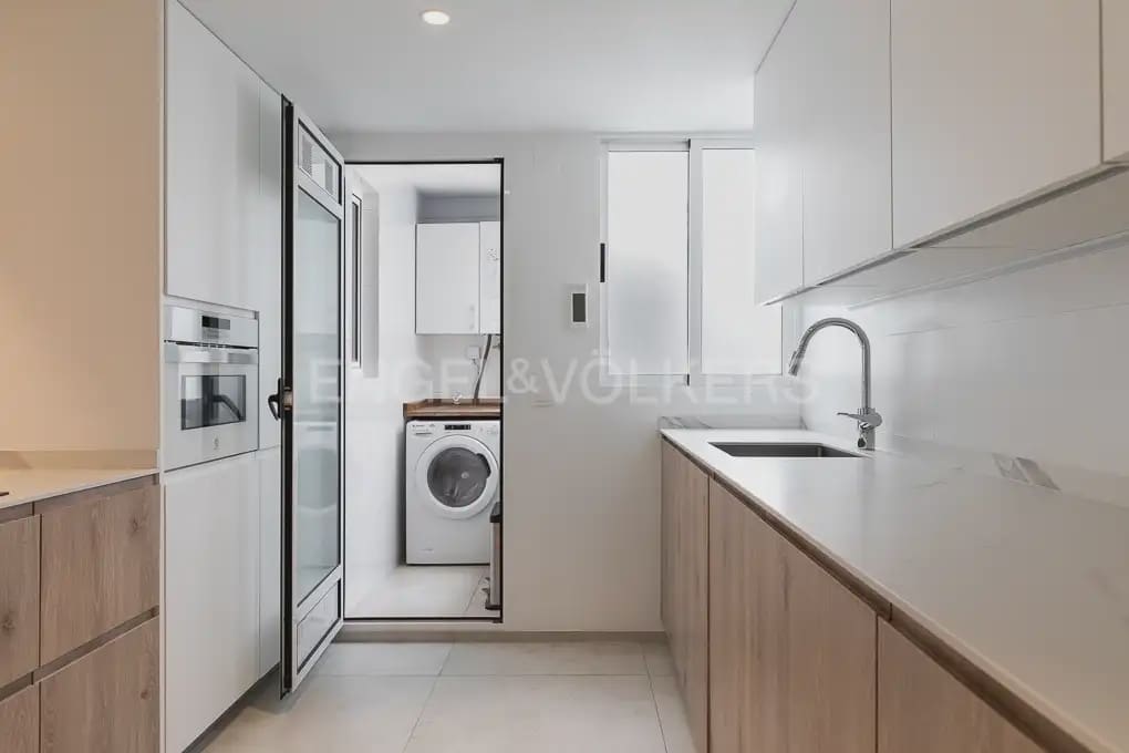 3 Zimmer Wohnung zu vermieten in Valencia Stadt - 2.500 € (Ref: 10091410)