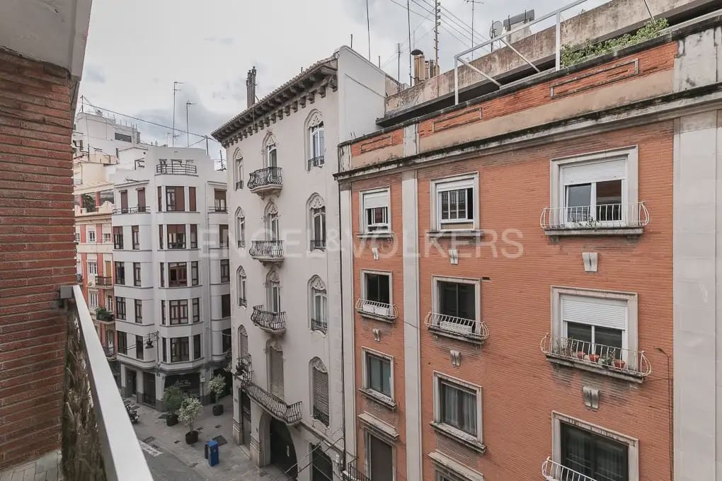 3 Zimmer Wohnung zu vermieten in Valencia Stadt - 2.500 € (Ref: 10091410)