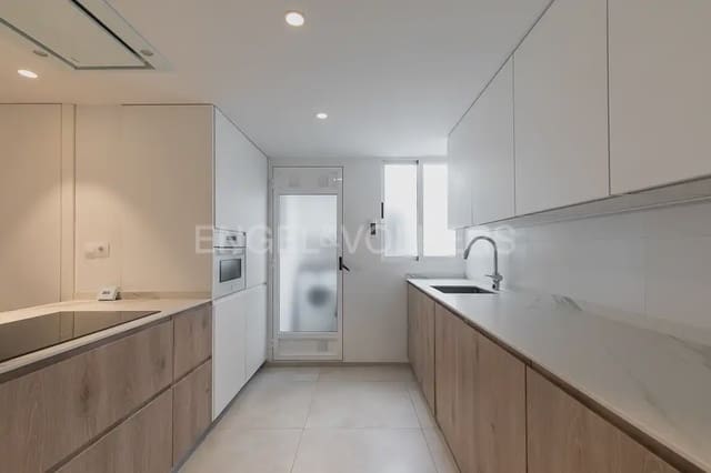 3 Zimmer Wohnung zu vermieten in La Xerea, València Stadt - 2.500 € (Ref: 10091410)