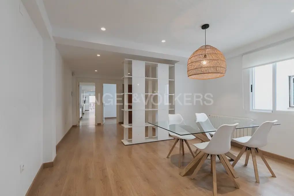 3 Zimmer Wohnung zu vermieten in Valencia Stadt - 2.500 € (Ref: 10091410)