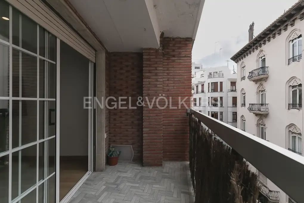 3 Zimmer Wohnung zu vermieten in Valencia Stadt - 2.500 € (Ref: 10091410)
