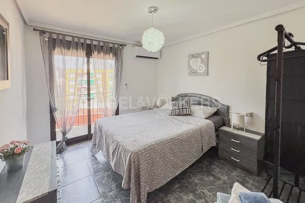 3 Zimmer Wohnung zu vermieten in Valencia Stadt - 1.600 € (Ref: 10091411)