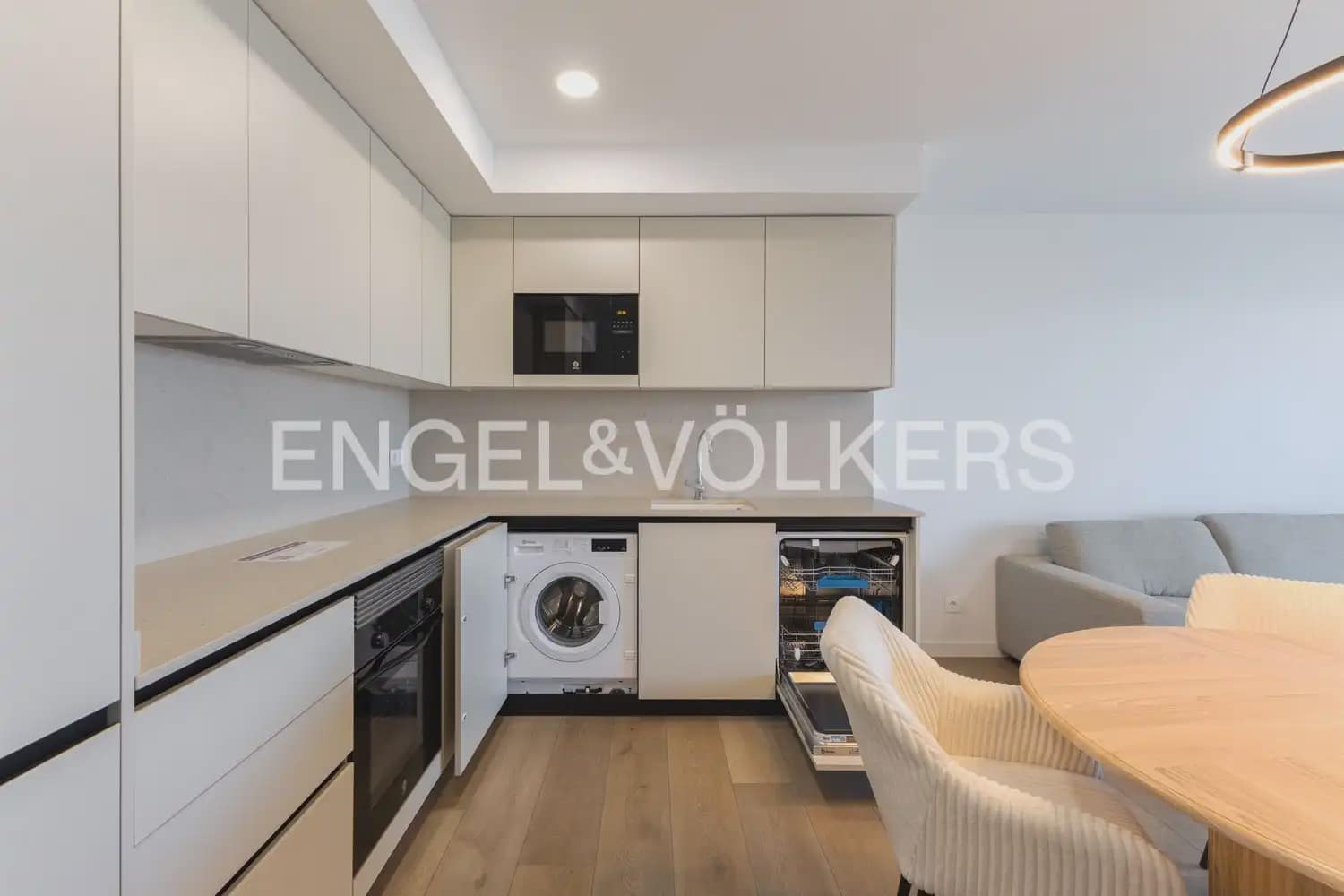 2 slaapkamer Flat te huur in Puig met zwembad - € 1.450 (Ref: 10091412)