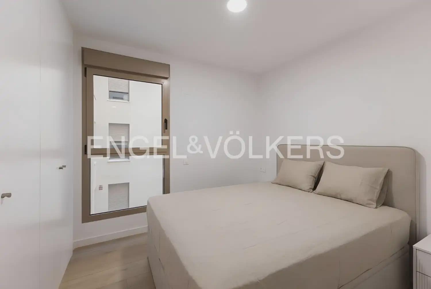 2 slaapkamer Flat te huur in Puig met zwembad - € 1.450 (Ref: 10091412)