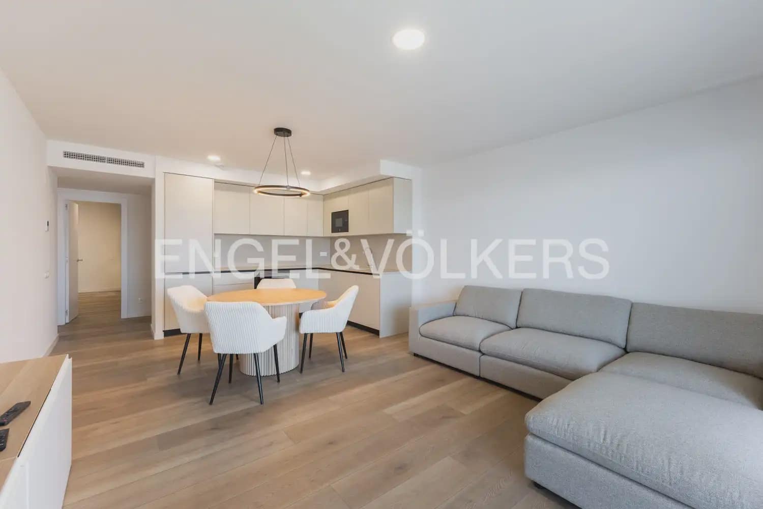 2 slaapkamer Flat te huur in Puig met zwembad - € 1.450 (Ref: 10091412)