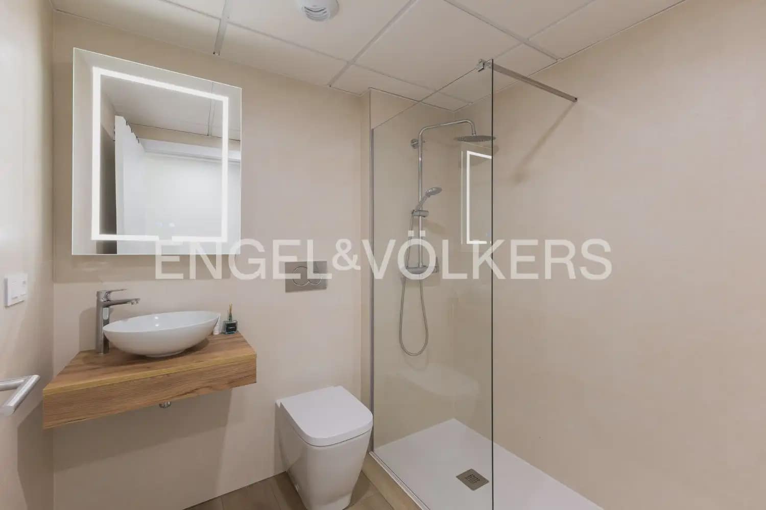 2 slaapkamer Flat te huur in Puig met zwembad - € 1.450 (Ref: 10091412)