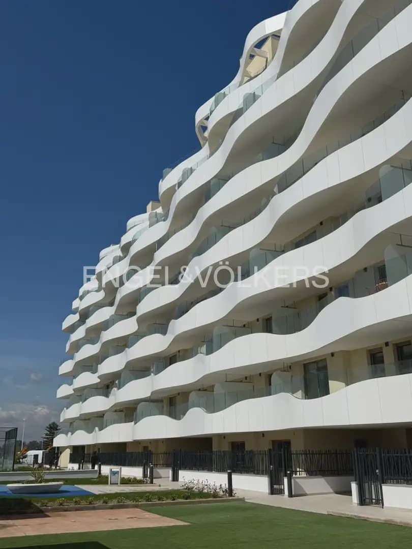 2 slaapkamer Flat te huur in Puig met zwembad - € 1.450 (Ref: 10091412)