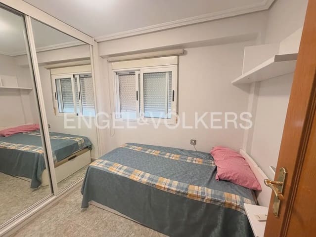 2 soverom Penthouse til leie i Torrefiel, Valencia by - € 1 500 (Ref: 10091413)