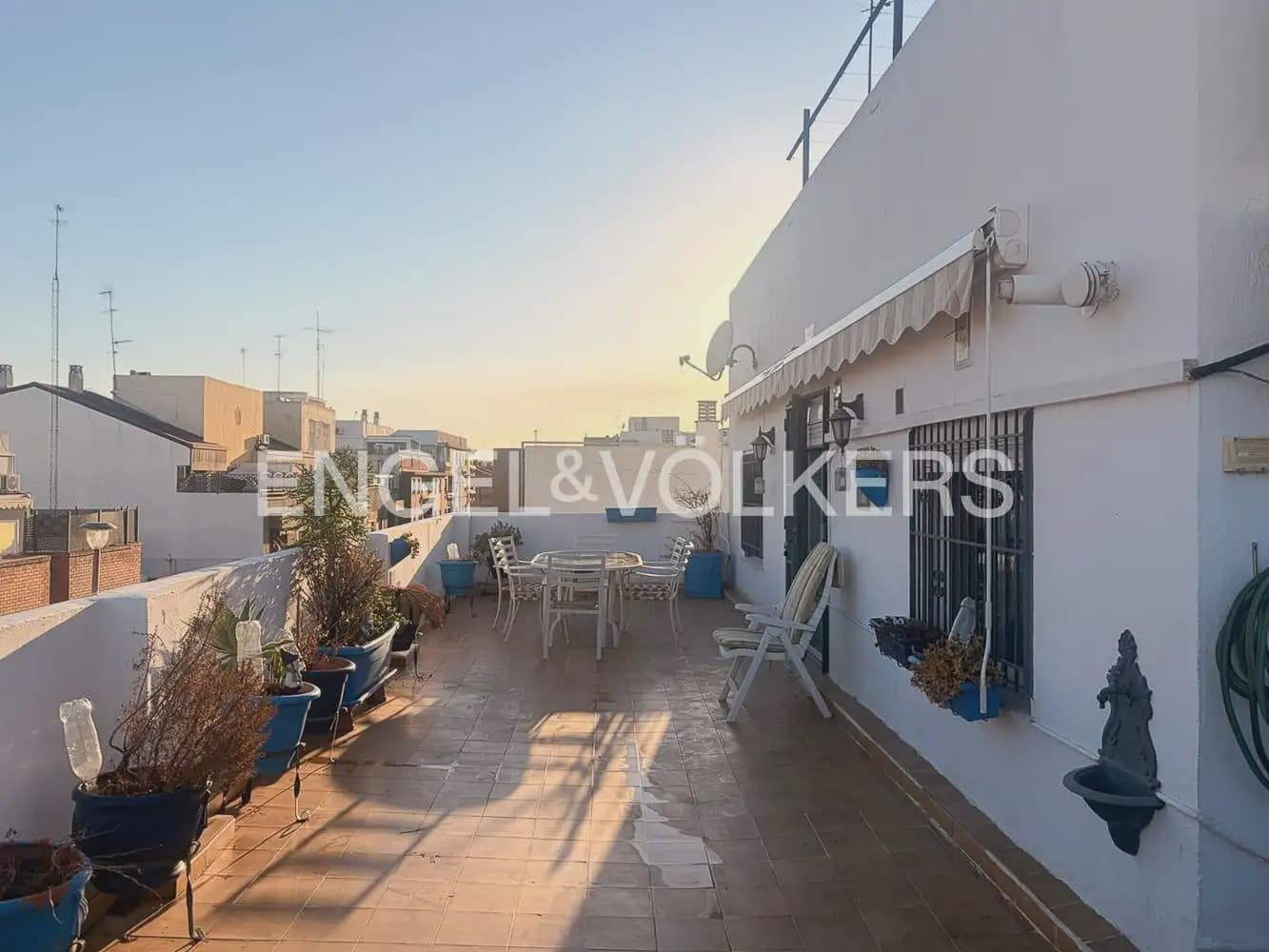 2 soveværelse Penthouse til leje i Valencia by - € 1.500 (Ref: 10091413)